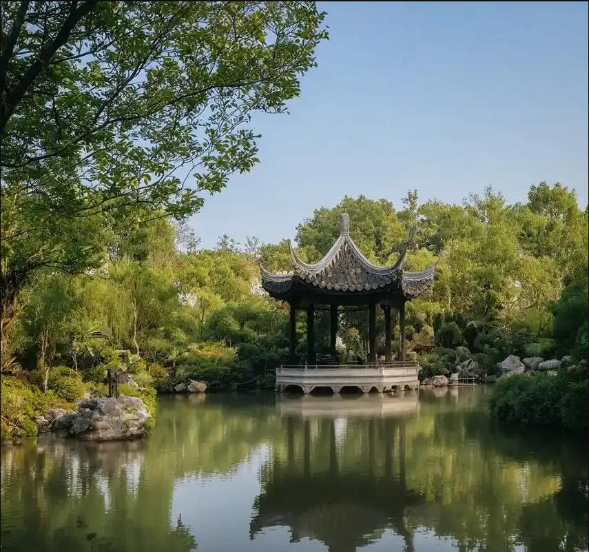 陕西斑驳餐饮有限公司